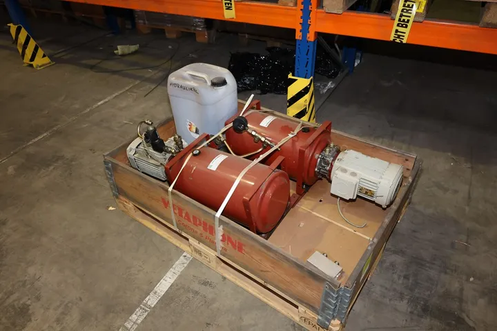 2 x Hydraulikaggregat ohne Palette